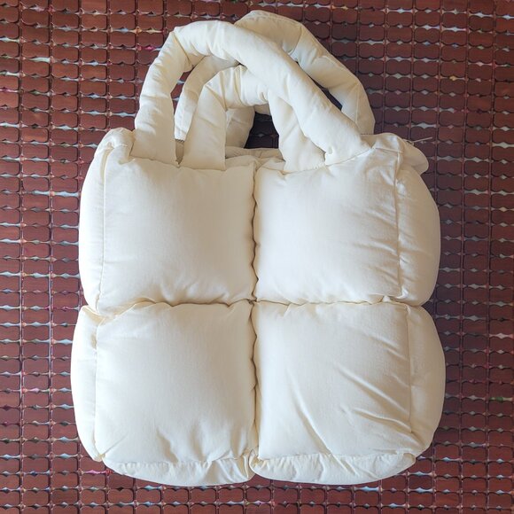 My Mum Made It Puffer Tote Bag - Picture 6 of 8